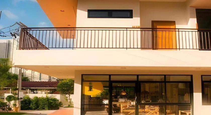 Yellow Moon Hotel Pattaya Eksteriør billede